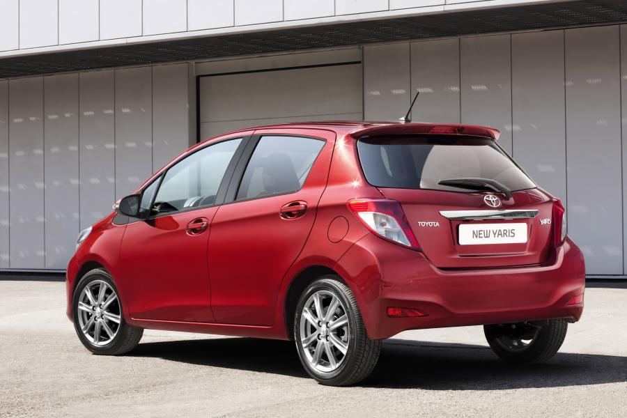  Toyota Yaris 2012 года  (фото 41 из 56)